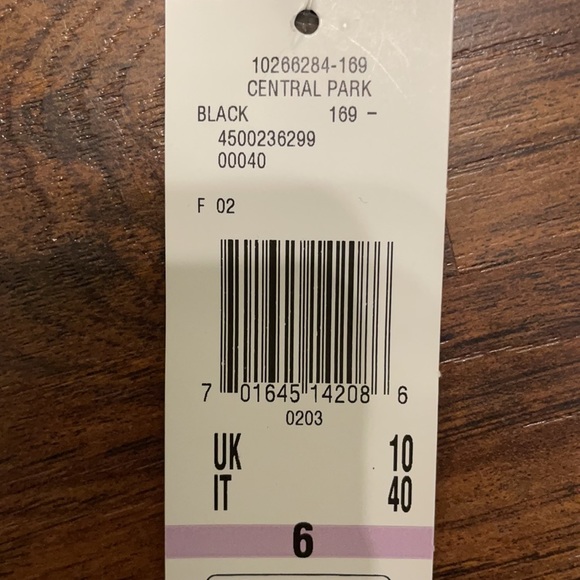 NWT Anne Klein Black Lace Skirt, size 6 - Picture 7 of 8